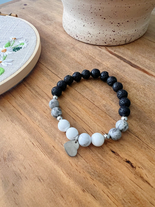 Bracelet howlite et pierres de lave