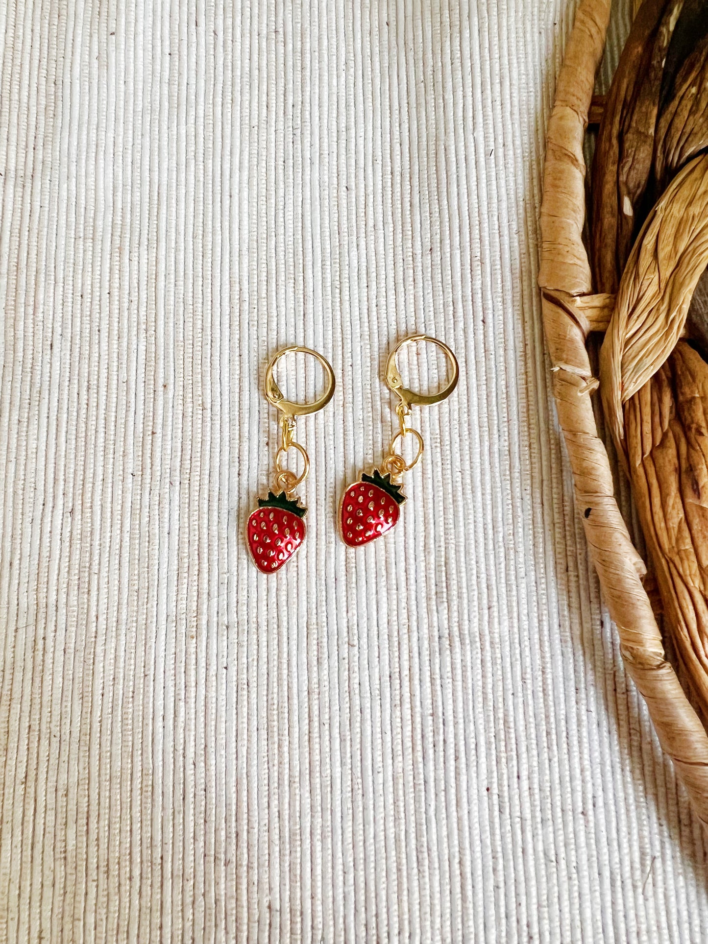 fraisinette - boucles d’oreilles fraises