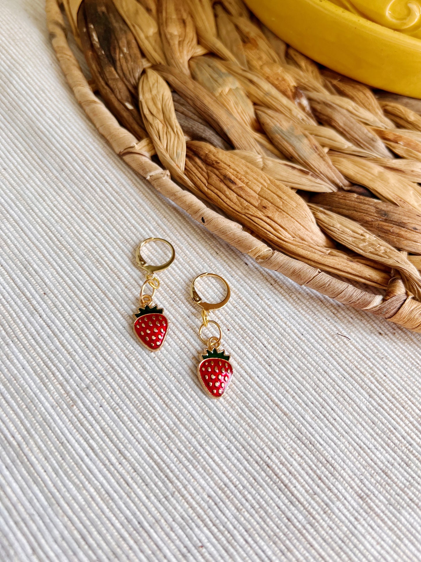 fraisinette - boucles d’oreilles fraises