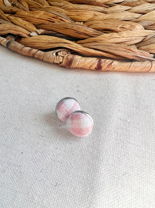 Puces d’oreilles en tissus carreaux rose